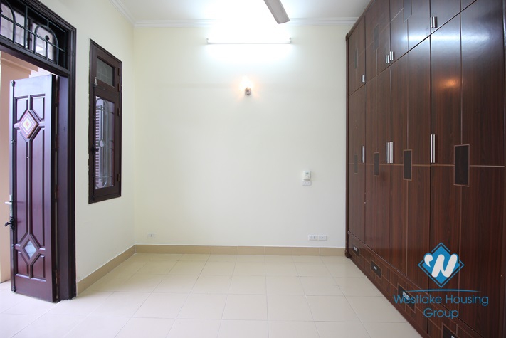 Affordable and lovely 4 bedroom house for rent in Tay Ho